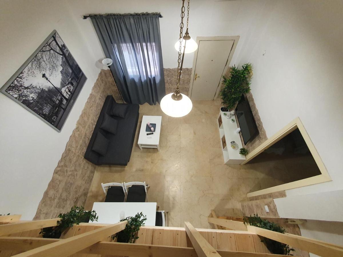 Triana 143 - Wifi Apartment เซบีญา ภายนอก รูปภาพ